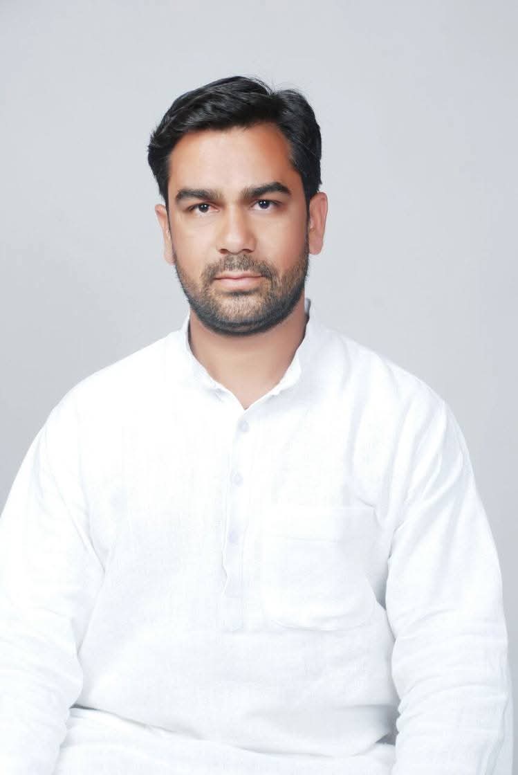 अमित चौधरी 